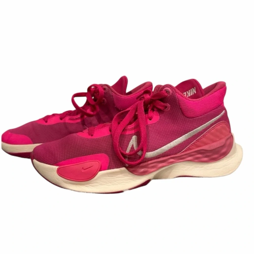 Nike bold lightweight